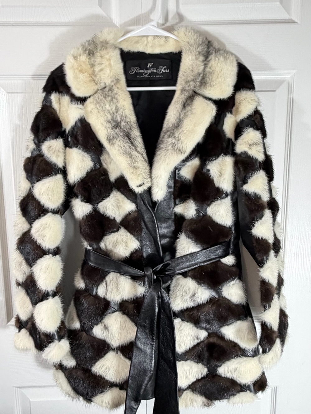 Vintage Flemington Furs Mink and Leather Patchwork geometric Coat Brown Ivory M